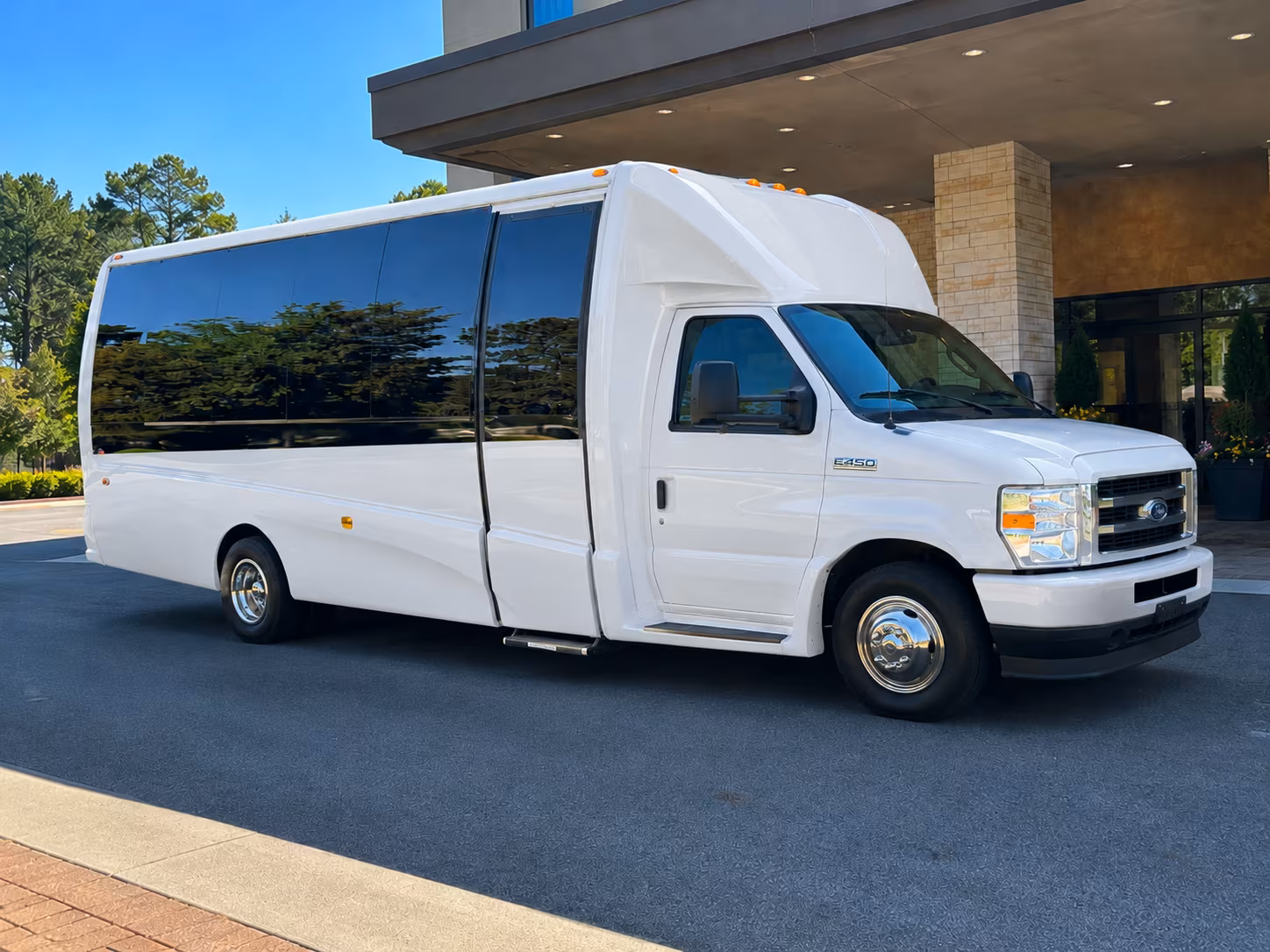 corporate retreat and offsite bus rentals into provo canyon and beyond
