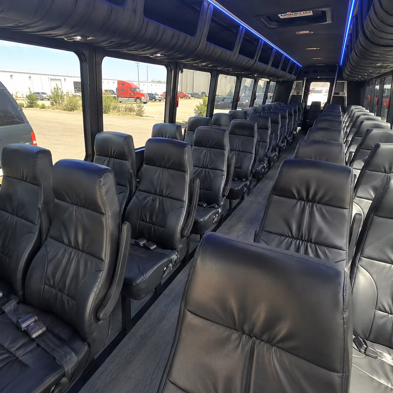 minibus rentals for small group winery tours near orem